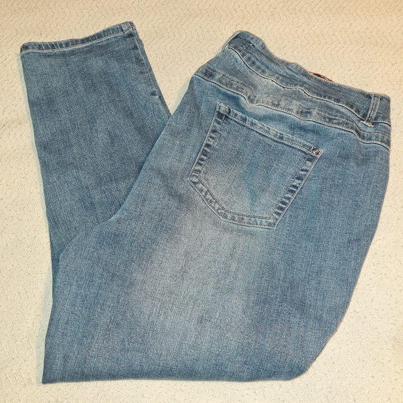 C EST 1946 Denim - EST 1946 Denim Blue Classic Stretch Jeans